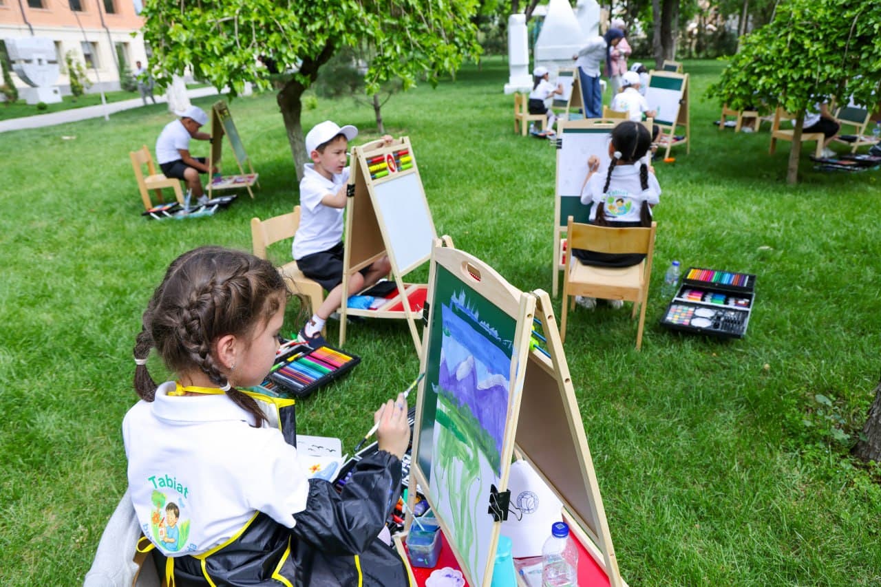 Дети дошкольного возраста создали уникальные рисунки на тему природы