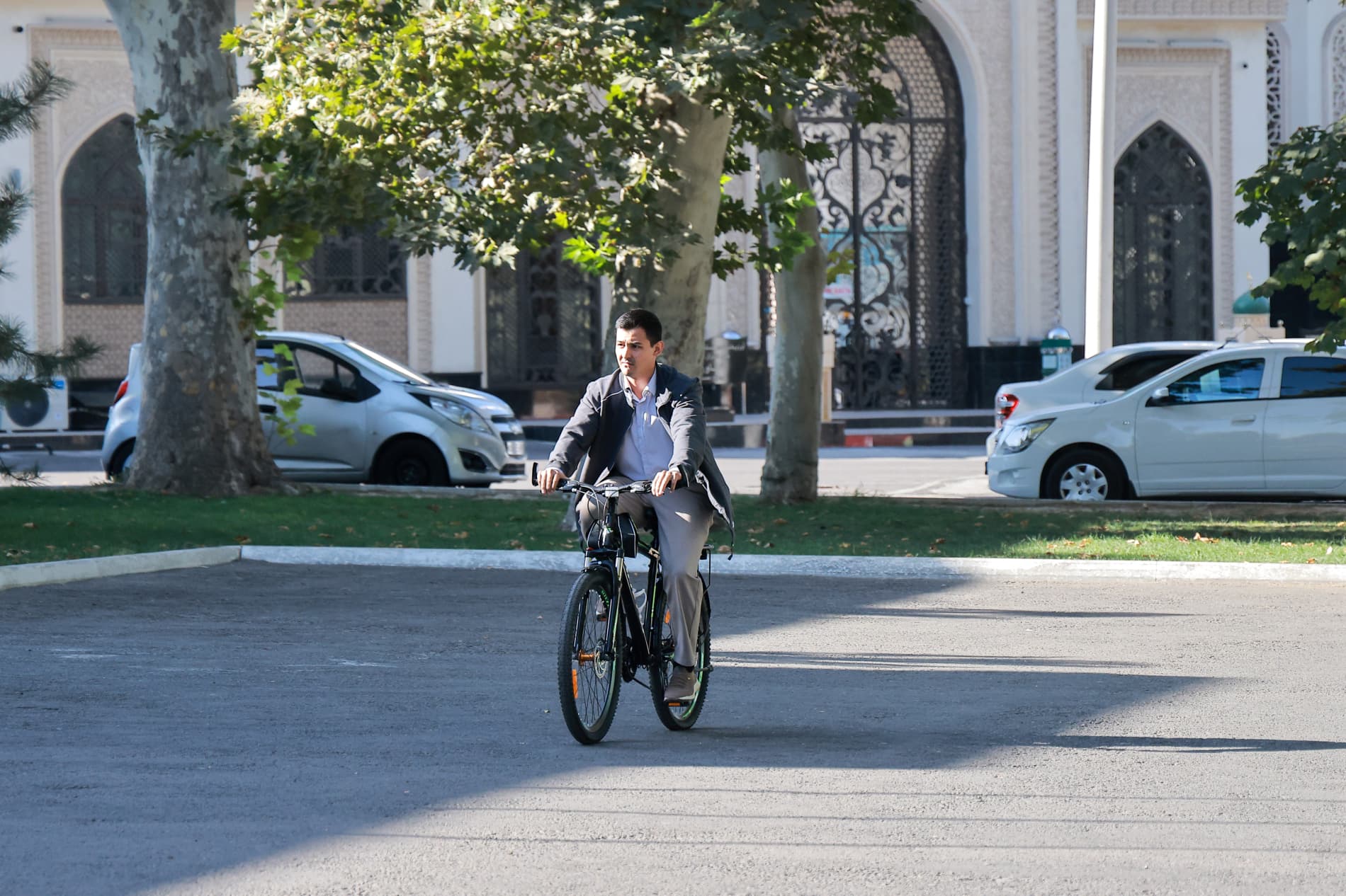 Committee on ecology takes active part in "International car-free day"