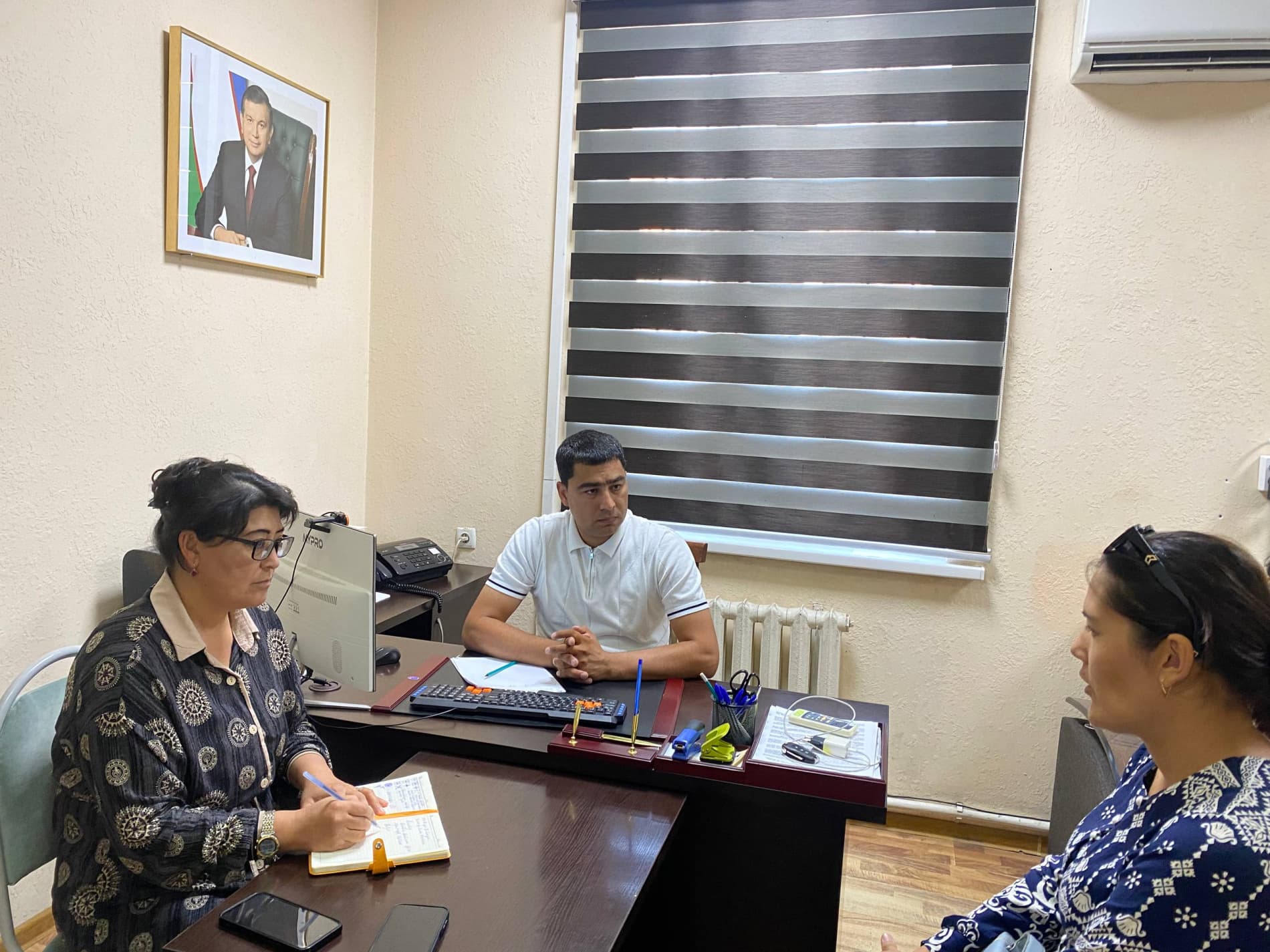 Parkent tuman Xalq qabulxonasi binosida o'tkaziladigan shaxsiy qabullar jadvali