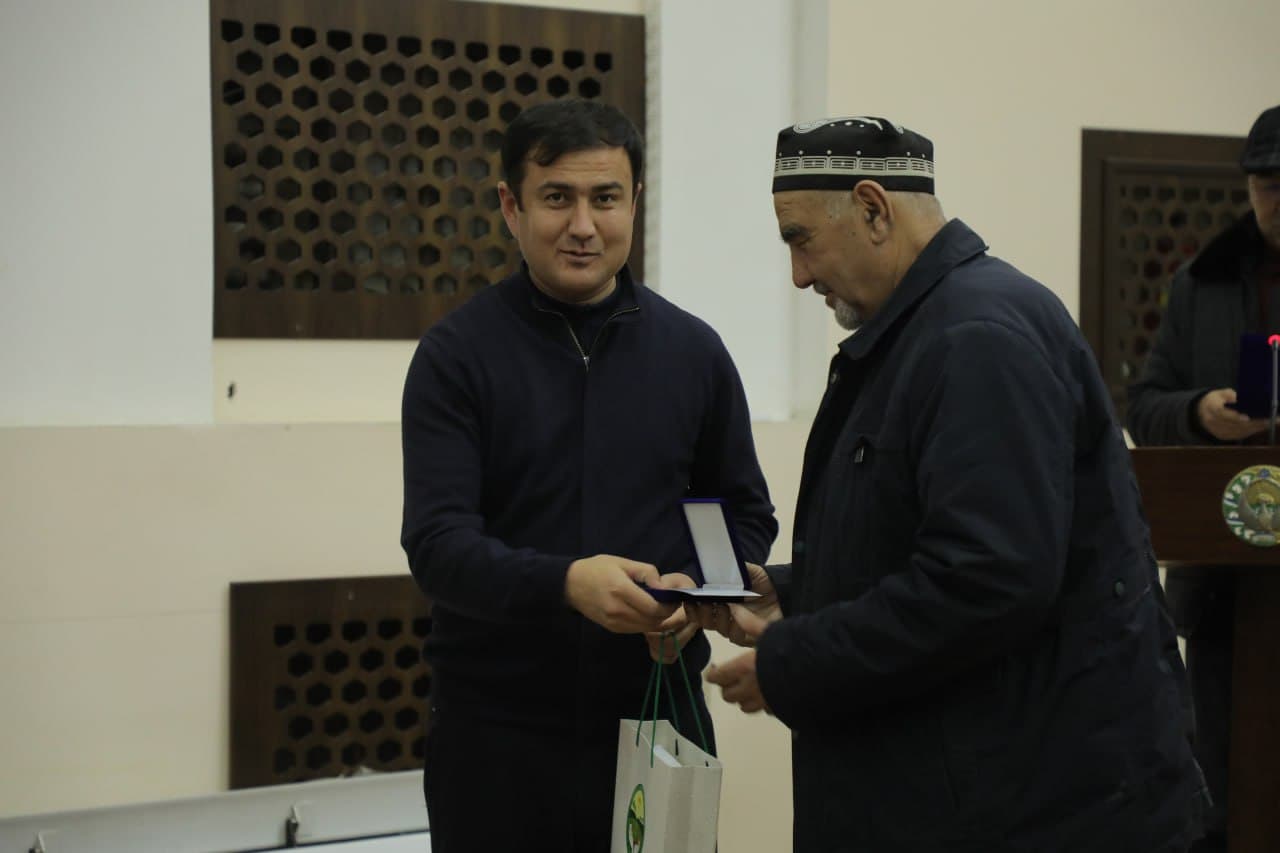 Qishloq xo‘jaligida yerdan foydalanish masalalari tanqidiy muhokama qilindi