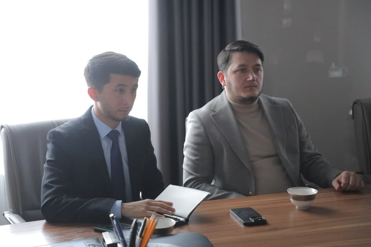 Tuman hokimi xorijiy investorlar bilan yangi loyihalarni muhokama qilindi