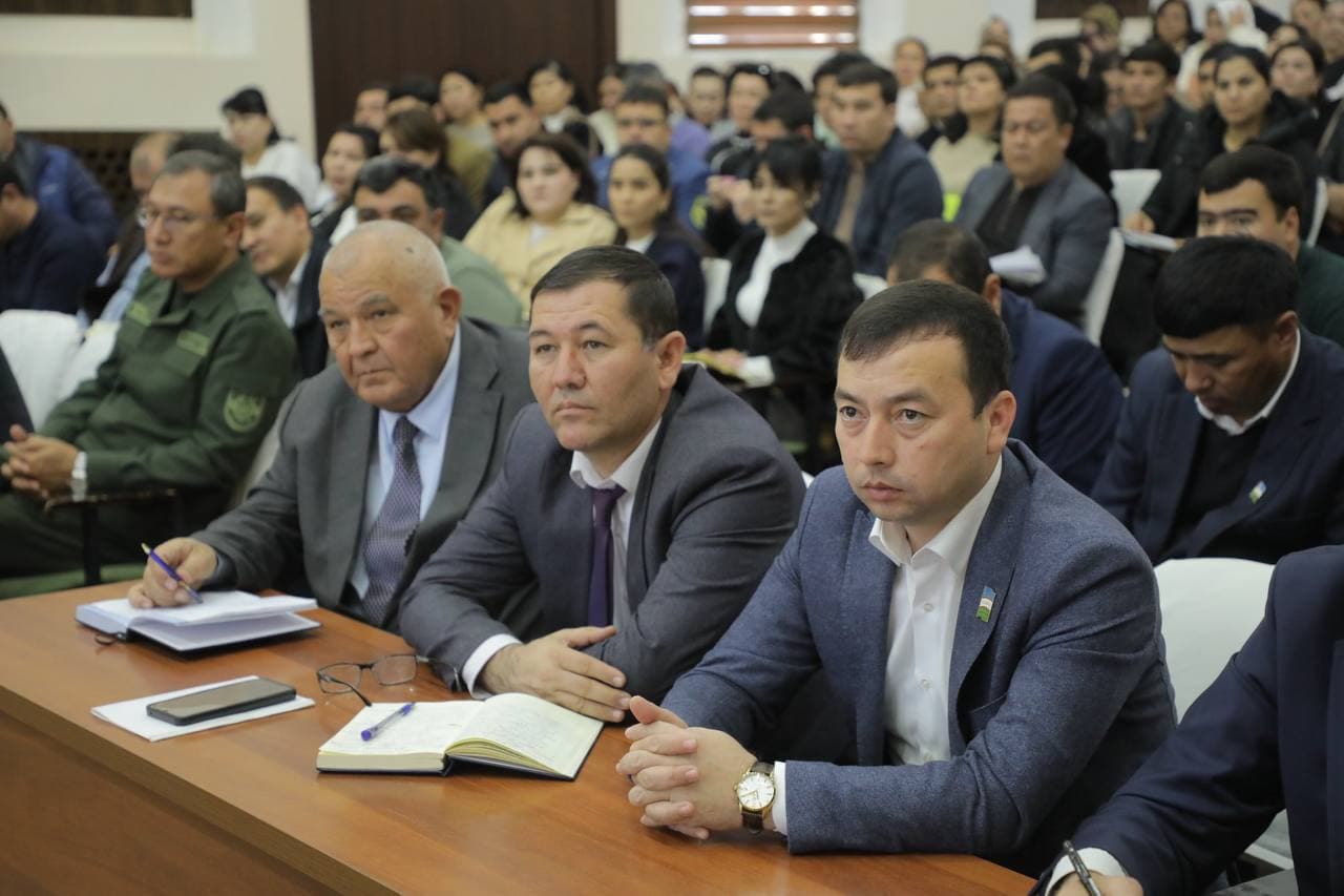 Qibray tumani hokimi Muzaffar Rashidov tumanda Murojaat