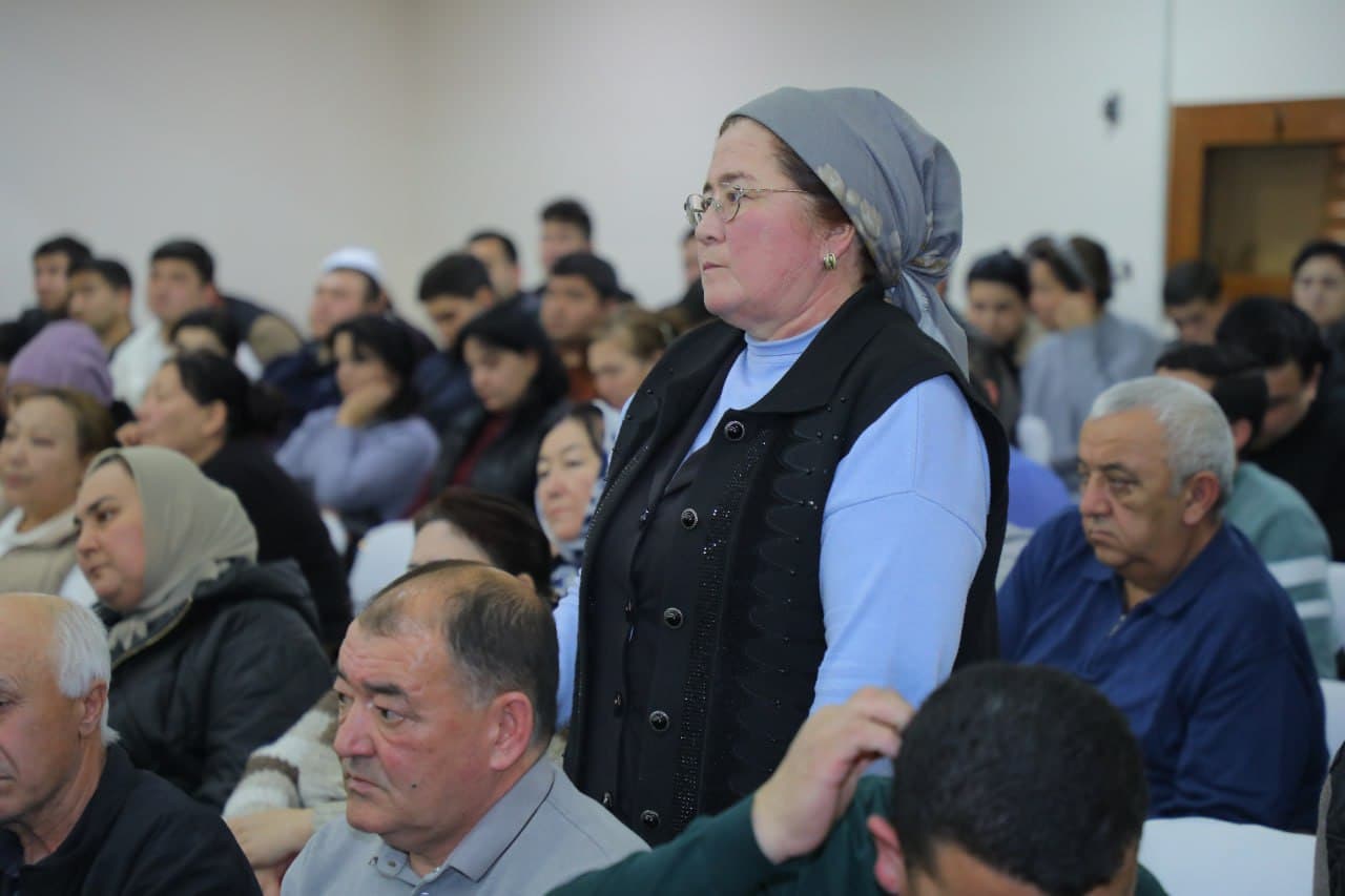 Mahallalardagi muammolar va ustuvor vazifalar tanqidiy muhokama qilindi