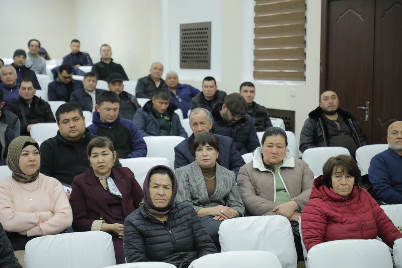 Tumanda mavsumiy qishloq xo‘jaligi ishlari ijrosi tanqidiy tahlil qilindi