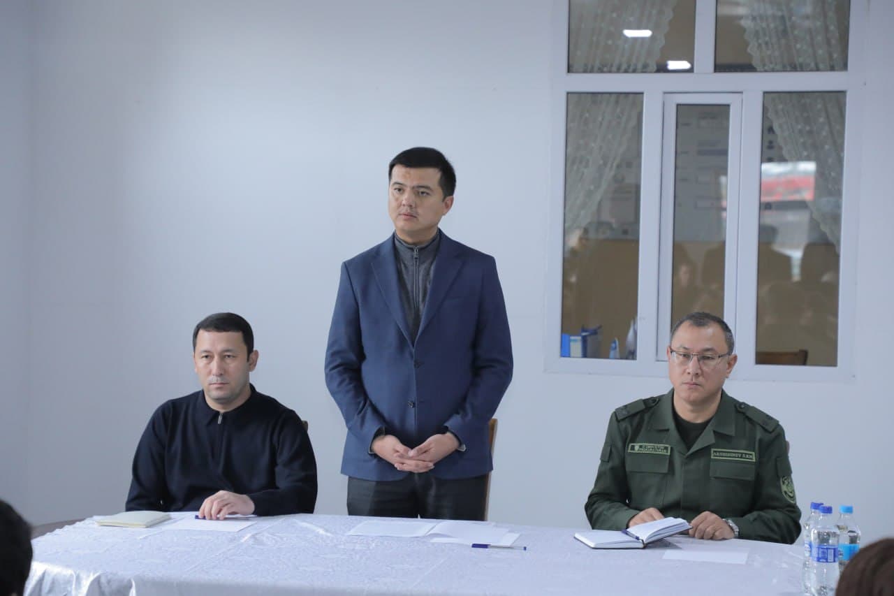 Uzumzor mahallasida jinoyatchilik holatlari tanqidiy tahlil qilindi