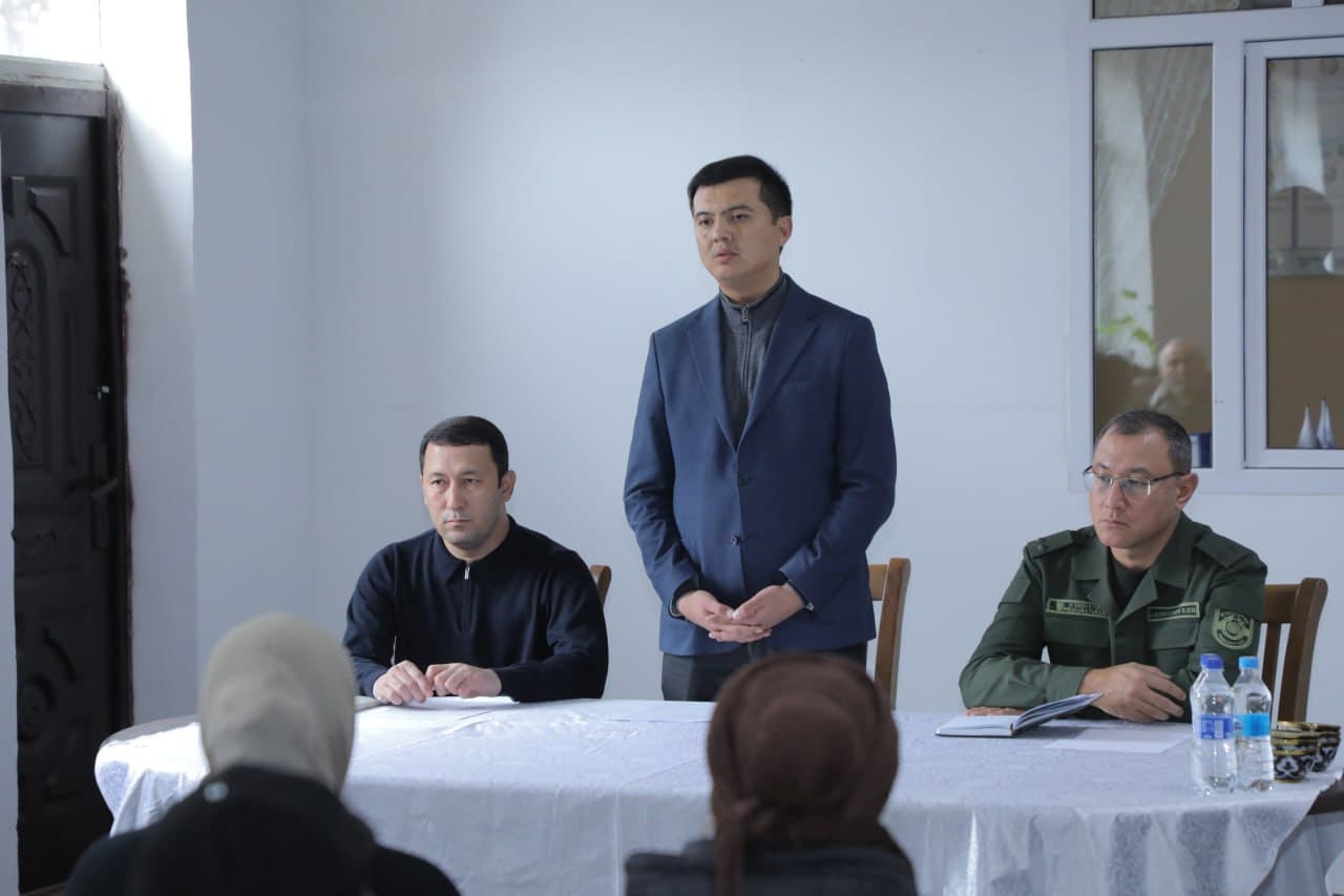Uzumzor mahallasida jinoyatchilik holatlari tanqidiy tahlil qilindi