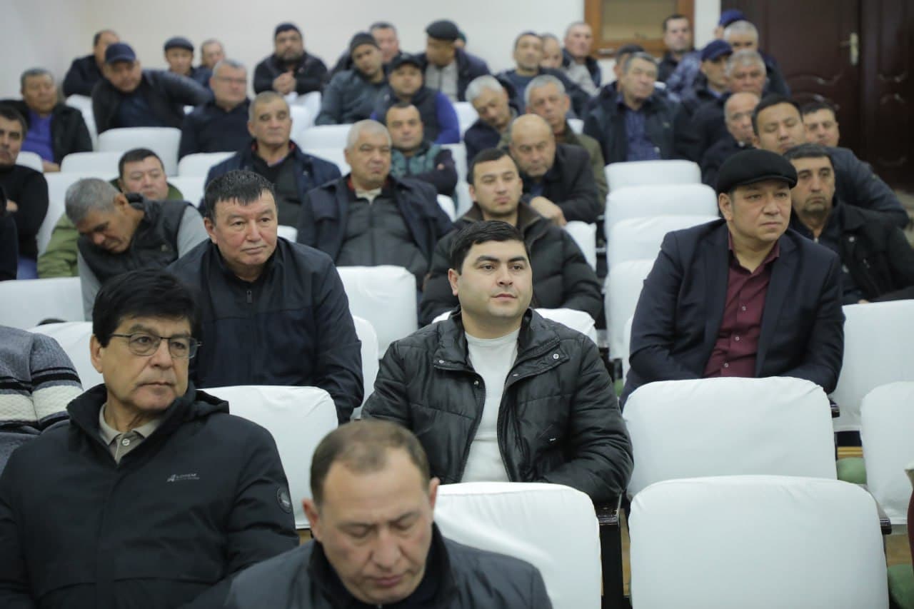 Tumanda mavsumiy qishloq xo‘jaligi ishlari ijrosi tanqidiy tahlil qilindi