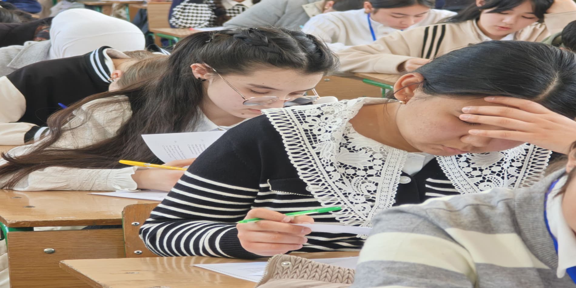 “Xorijiy tillarni o‘qitish bo‘yicha eng yaxshi maktab” tanlovining tuman bosqichi o‘tkazildi