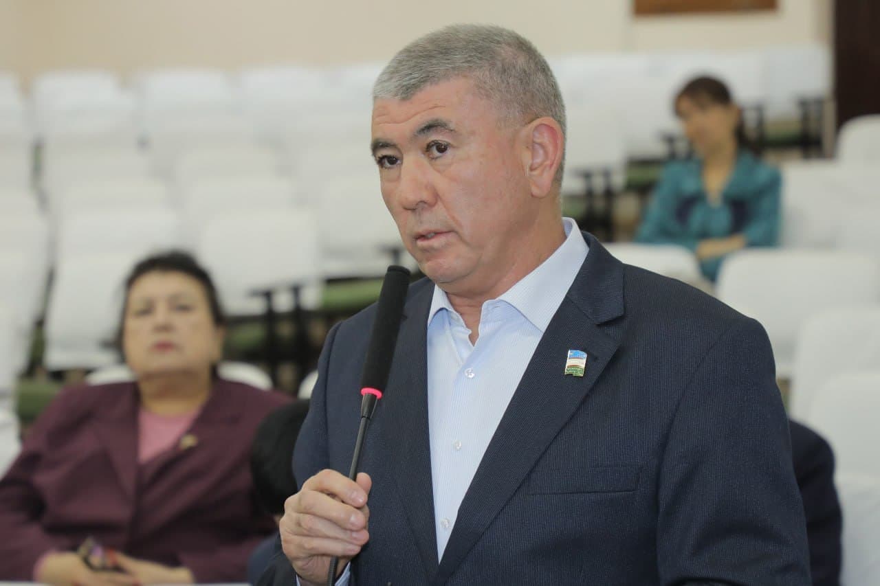 Xalq deputatlari Qibray tuman Kengashinig 7-chaqiriq, XX-sessiyasi bo'lib o'tdi