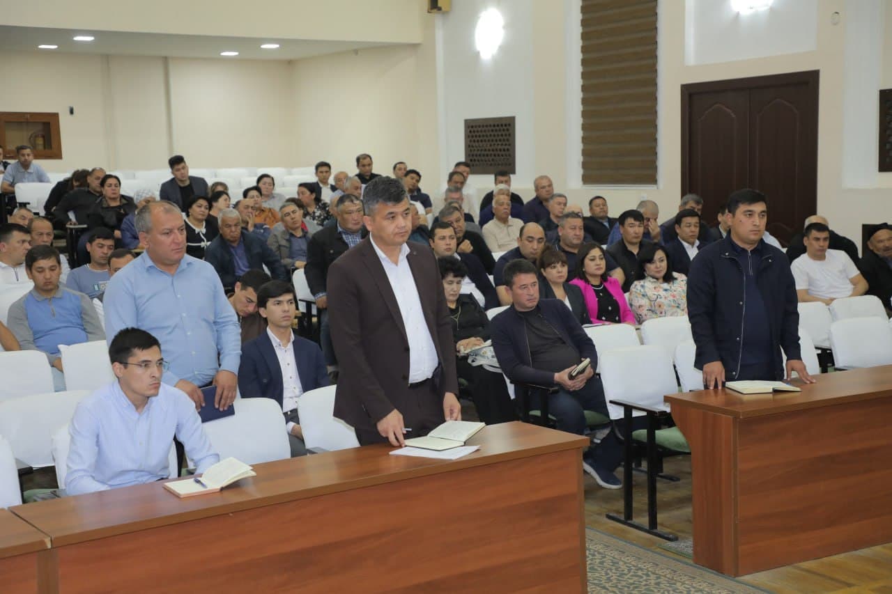 Korrupsiyaga qarshi qatʼiy kurash: tumanda tahliliy muhokama oʼtkazildi