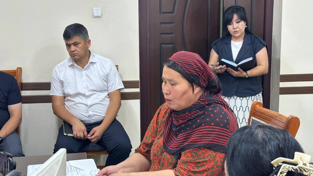 Har bir murojaat e’tiborda: Tuman hokimi aholi murojaatlarini tingladi