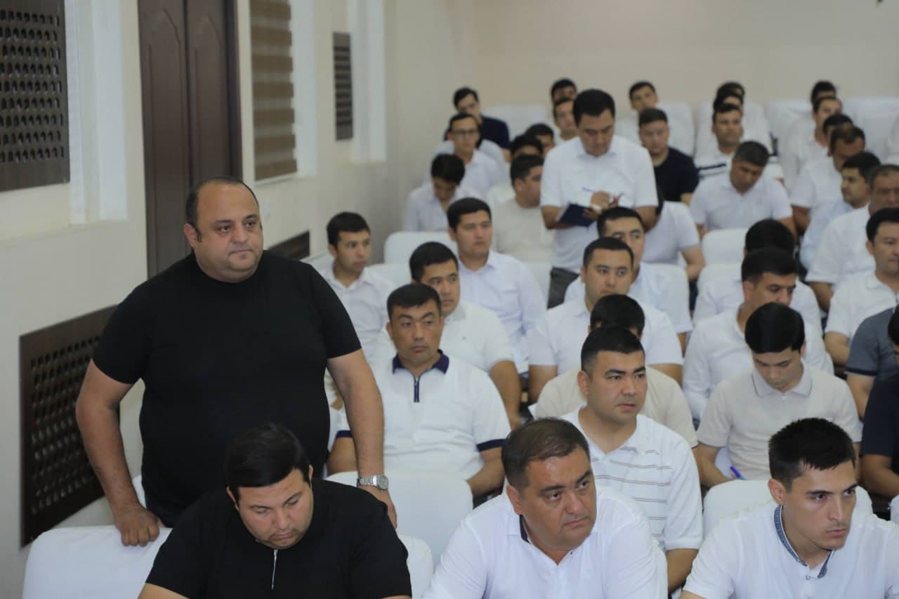 Yoshlar bilan ishlashda sustkashlikka yo‘l qo‘ygan mas'ullar qat'iy ogohlantirildi