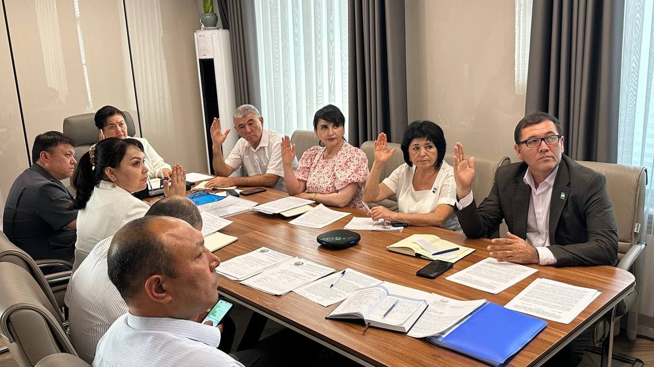 Xalq deputatlari Qibray tuman Kengashinig 7-chaqiriq, XXIII-sessiyasi bo'lib o'tdi