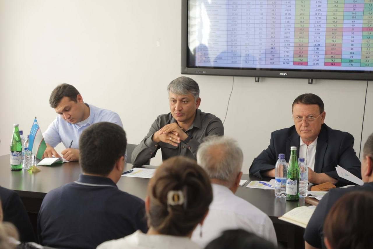 Qibrayda ta’lim sifati va qamrovini oshirish bo‘yicha muhim vazifalar belgilandi