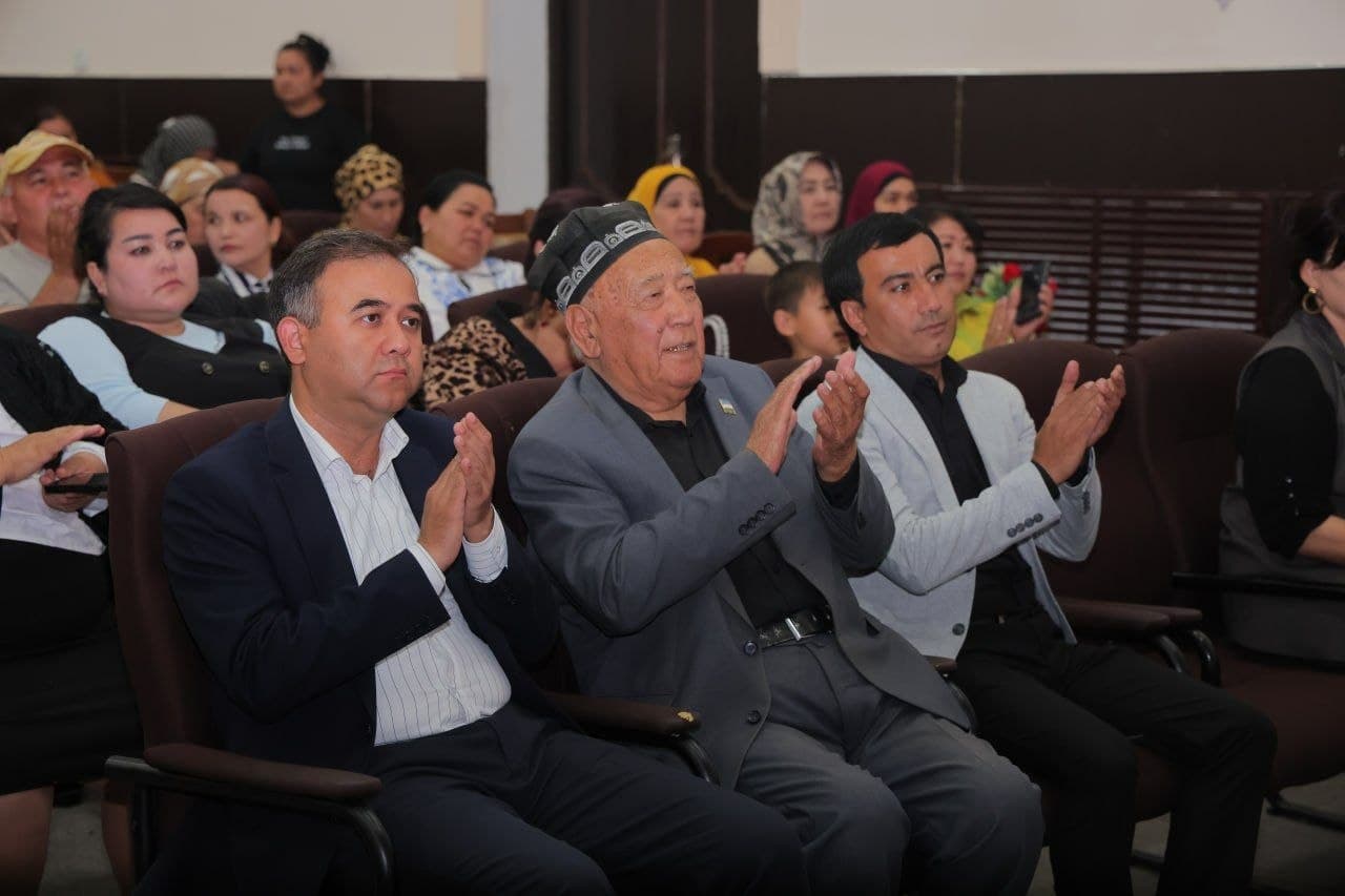 Madaniyatga xizmat — yuksak sharaf. Nurafshonda bir guruh madaniyat xodimlari e’tirof etildi