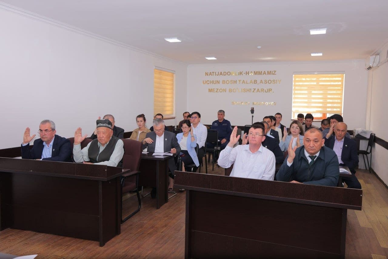 Nurafshon shahar Kengashining navbatdagi sessiyasi: mas'ullar hisobotlari va istiqbolli rejalar