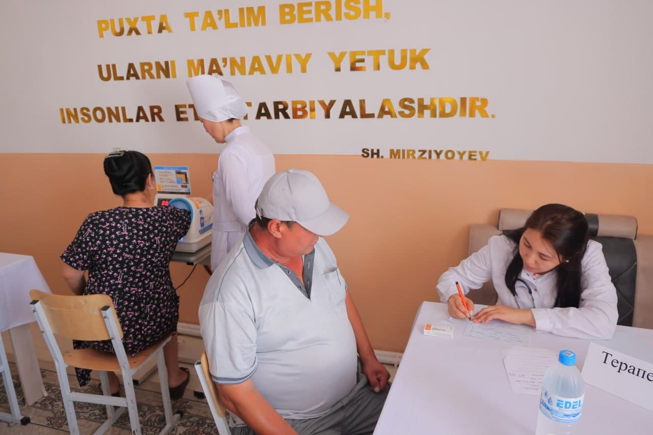 "Qumariq" mahallasi aholisi uchun keng qamrovli tibbiy ko‘rik tashkil etildi