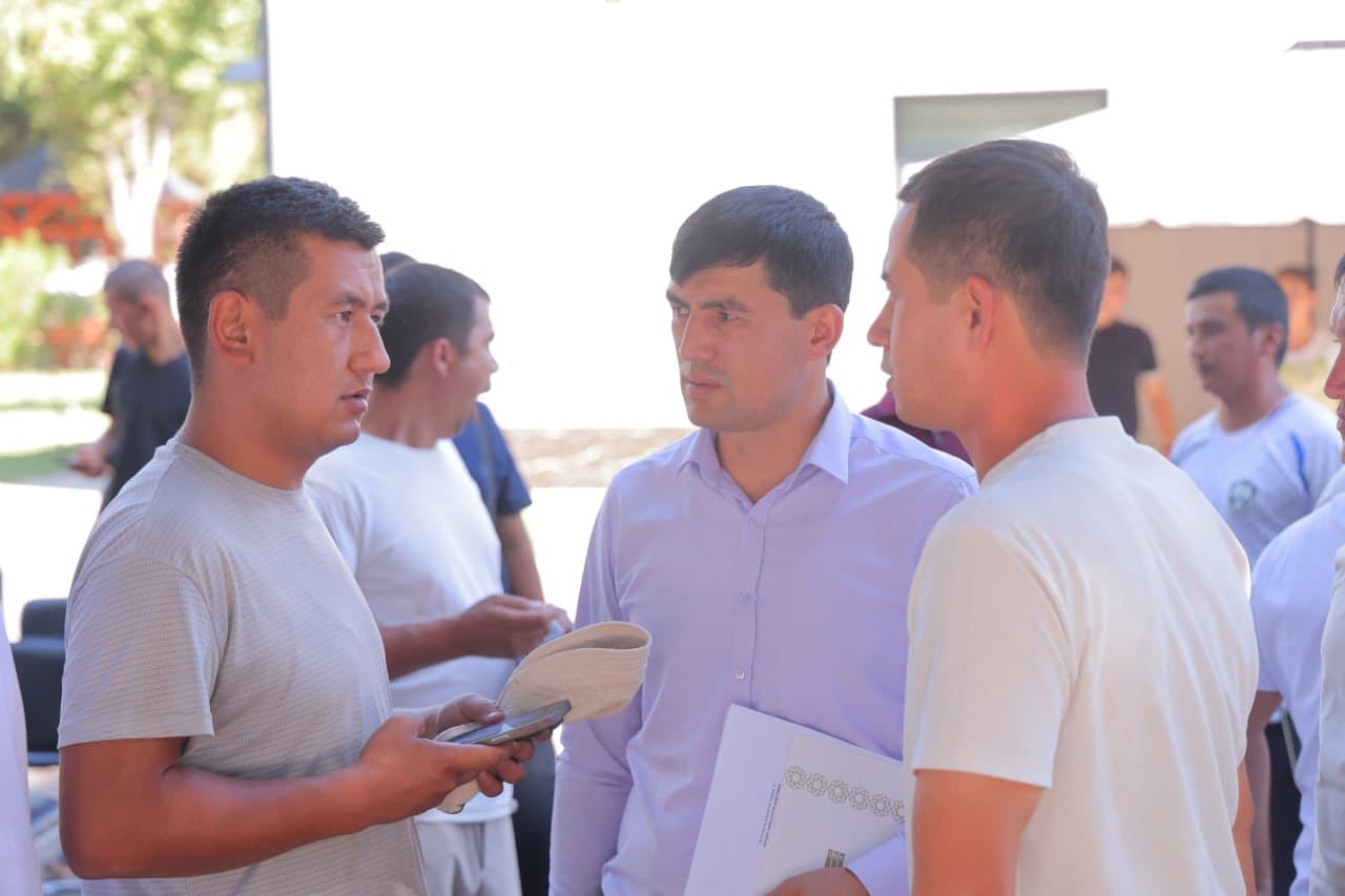 Tadbirkorlik istagidagi yoshlar bilan ochiq muloqot