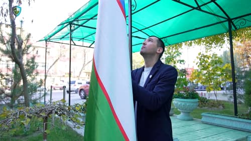 Флаг Родины – символ гордости, надежды и уверенности