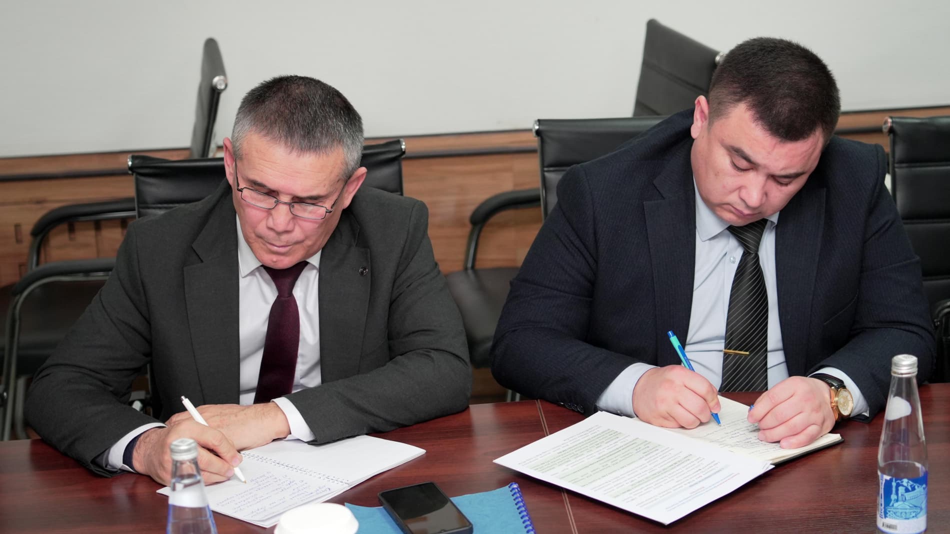 В Центре рассмотрены вопросы соблюдения требований законодательства и обеспечения прозрачности