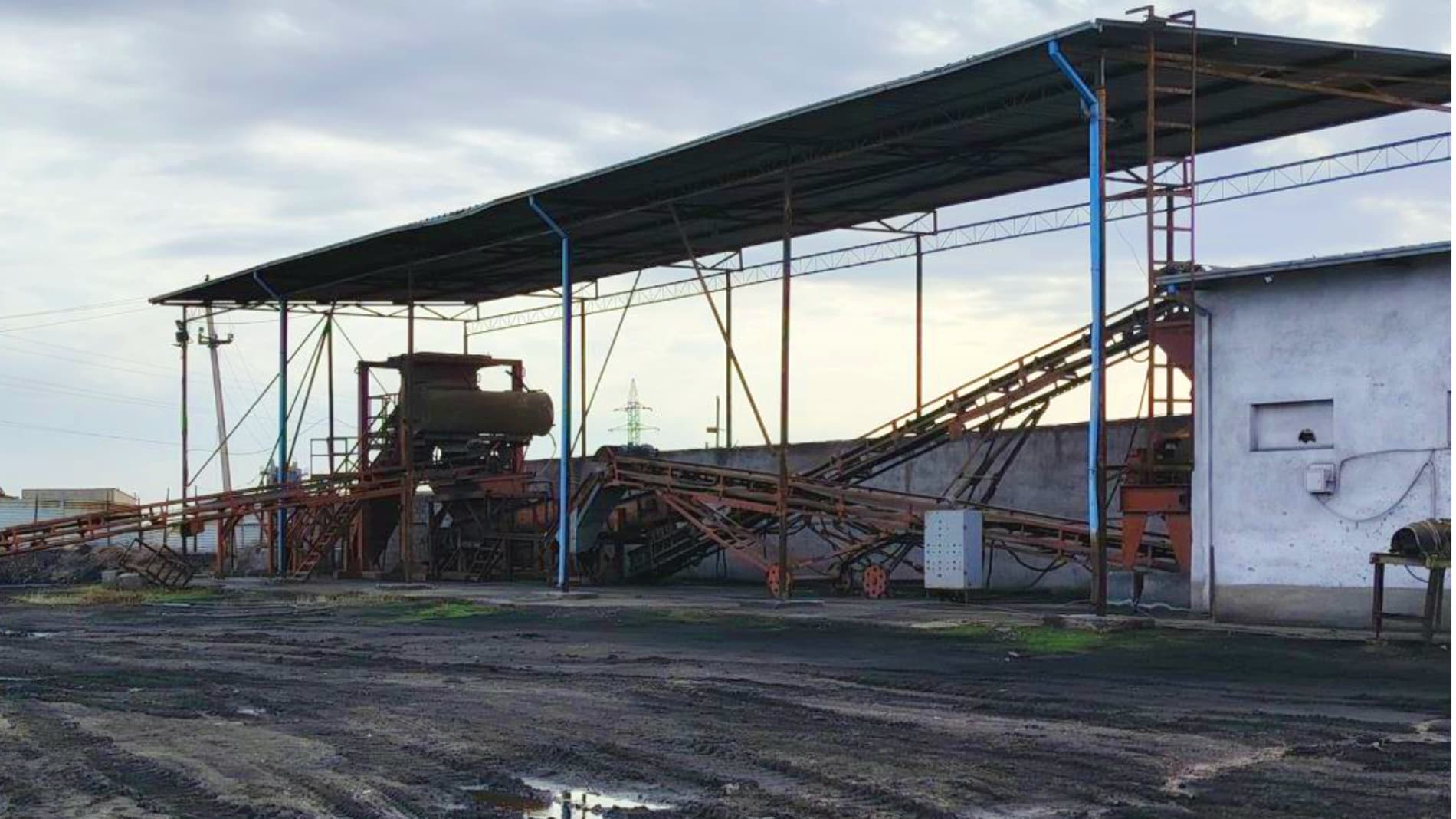 Ko‘mir omborida ekologik xavfsizlik holati o‘rganildi