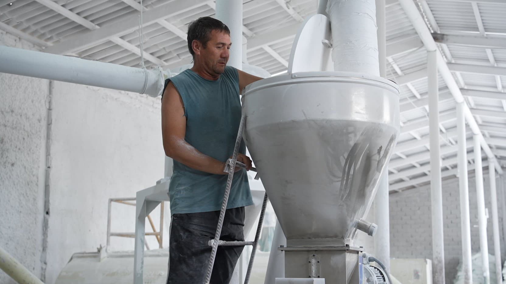 Termoplastiklar uchun plastifikatorlar ishlab chiqarish faoliyati davlat ekologik ekspertizasi talablari asosida o‘rganildi