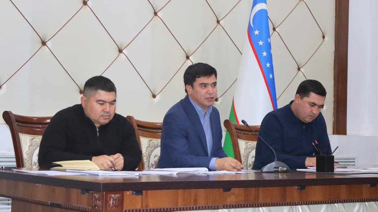 Oqoltin tumanida sport sohasining bugungi real holati ochiq va tanqidiy ruhda muhokama qilindi