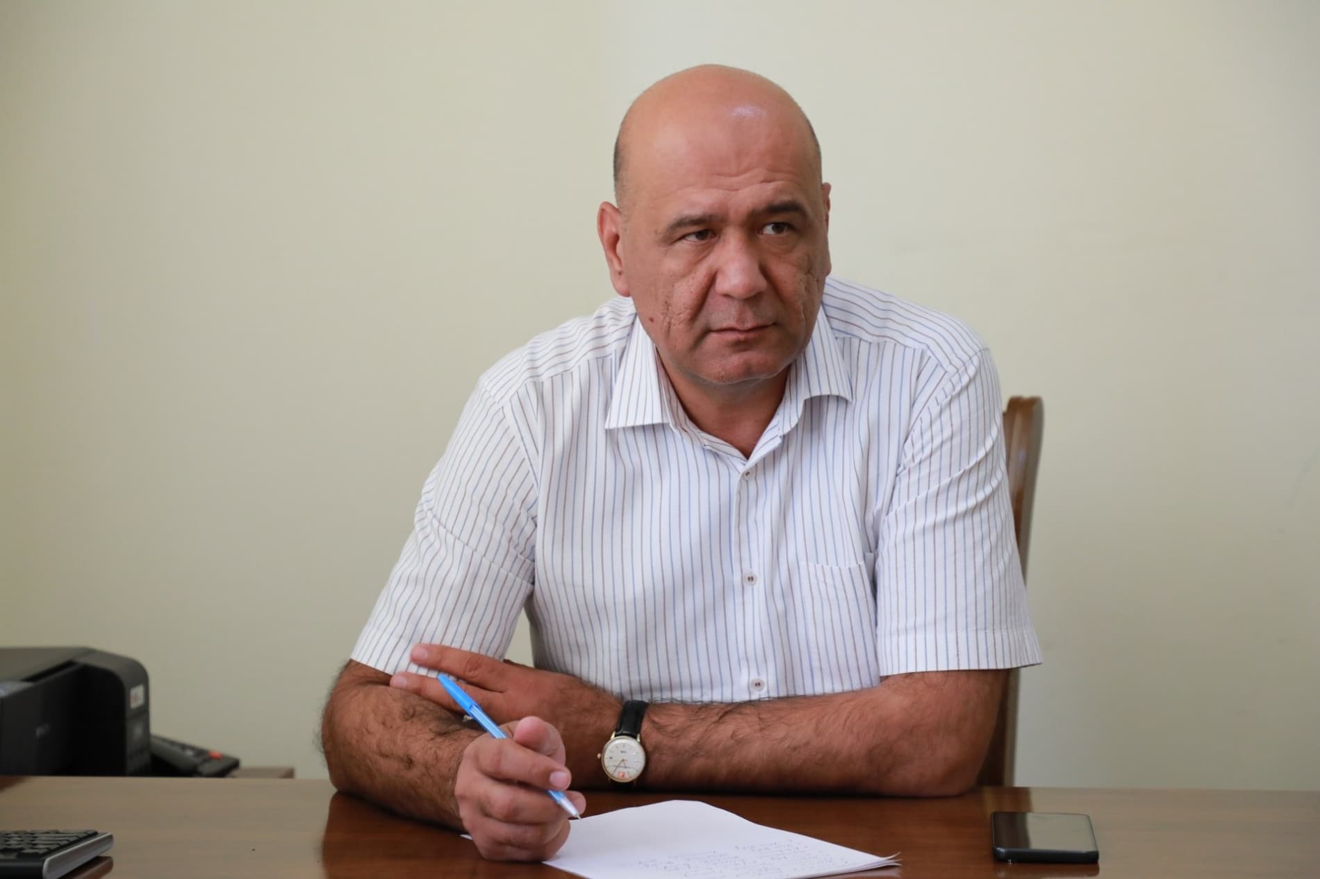 Xalq qabulxonasida murojaatlar tinglanib, yechimlar belgilanmoqda
