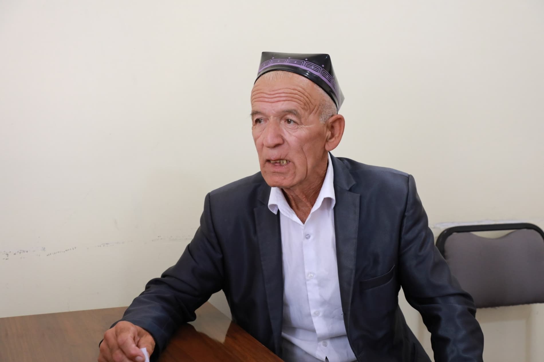 Xalq qabulxonasida murojaatlar tinglanib, yechimlar belgilanmoqda