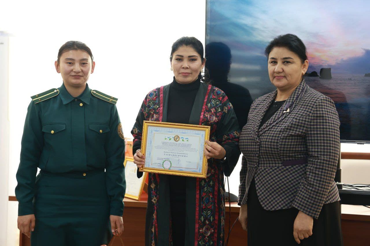 Bir guruh fidoyi xotin-qizlar faollari rag‘batlantirildi