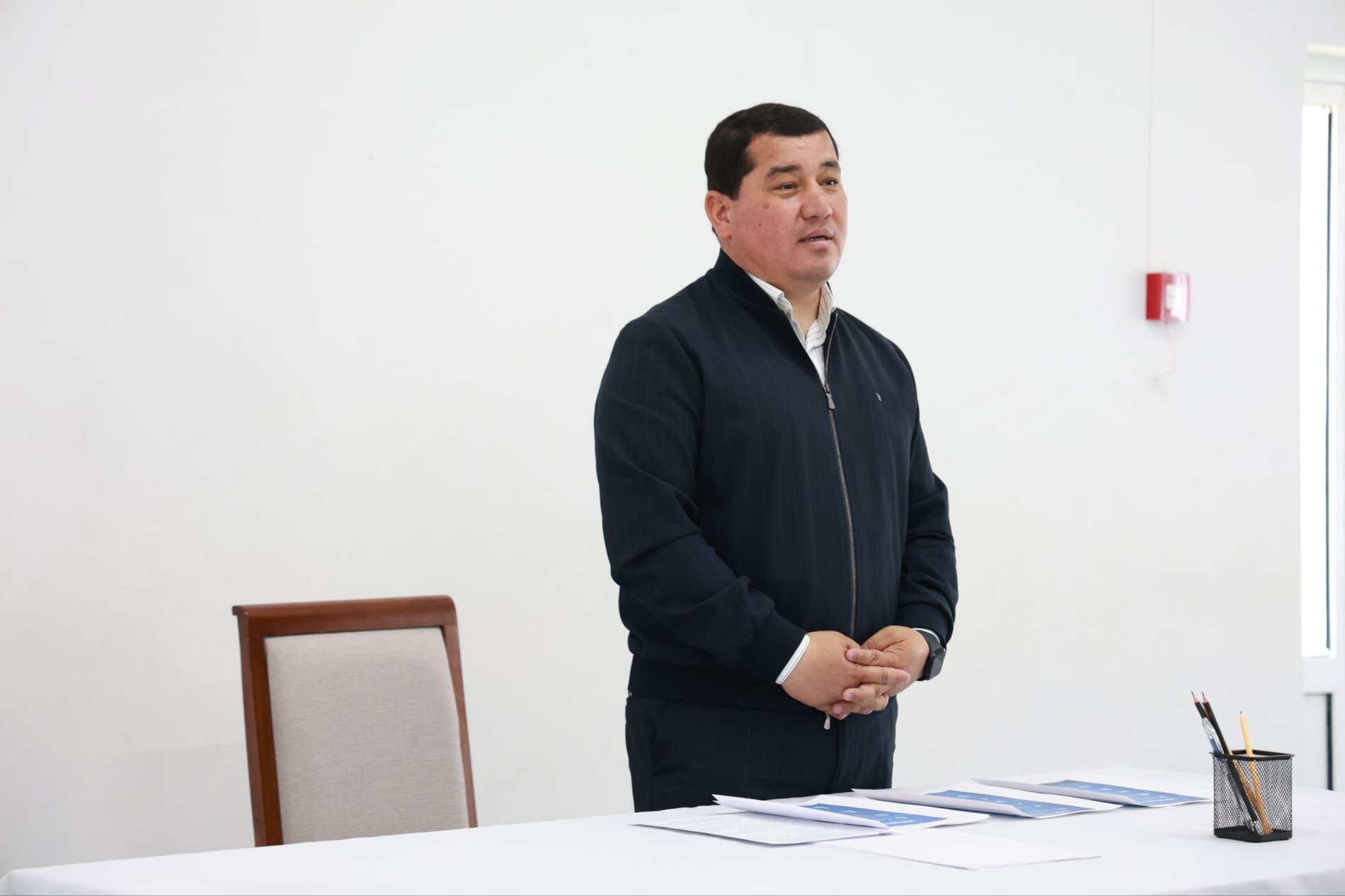 Shahar hokimining sport murabbiylari bilan uchrashuvi bo‘lib o‘tdi