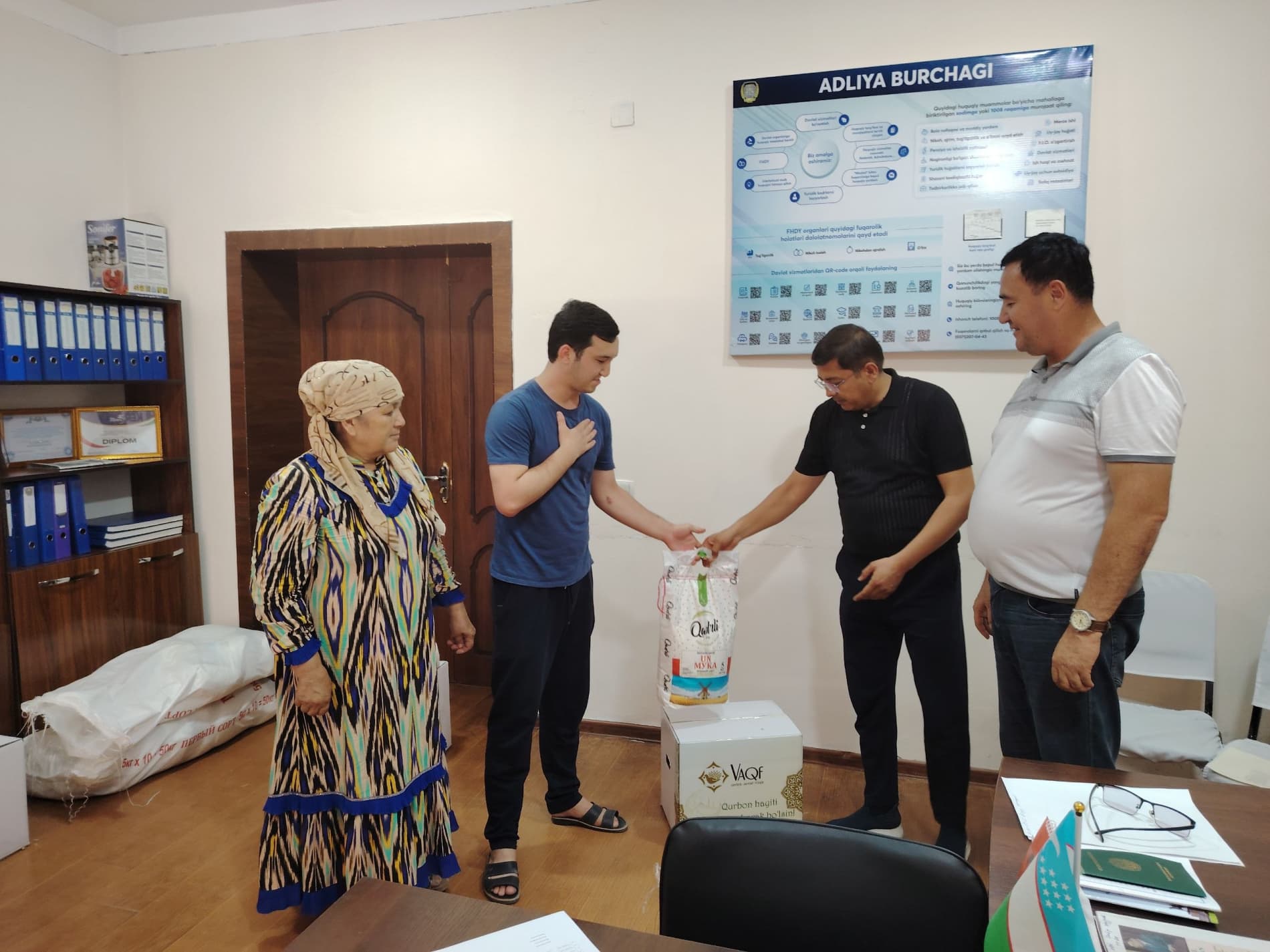 Qurbon hayiti arafasida ehtiyojmand oilalarga oziq-ovqat mahsulotlari yetkazildi