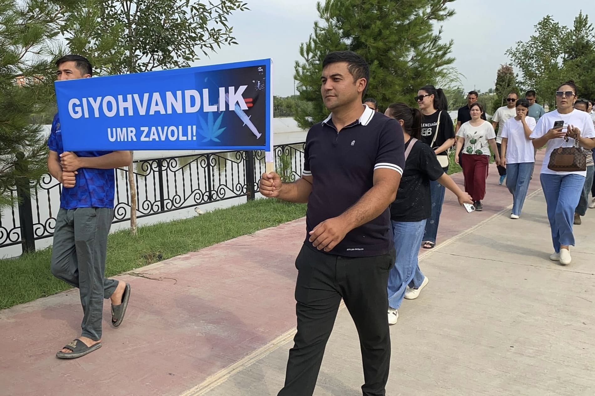 «Biz giyohvandlikka qarshimiz!» shiori ostida yurish marafoni o‘tkazildi