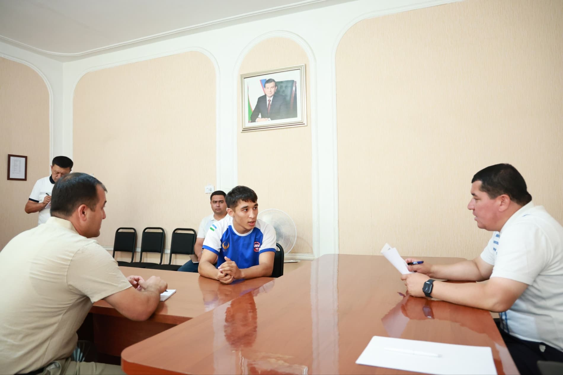 Guliston shahrida hokim va yoshlar uchrashuvi bo‘lib o‘tdi