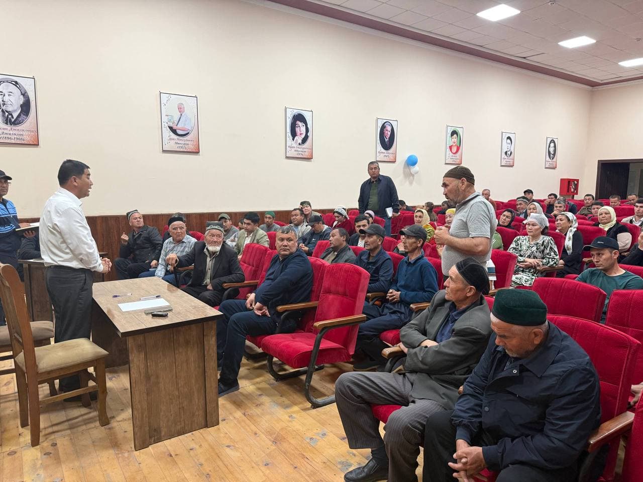 "Yoshlik mahallasida sayyor qabul: aholi muammolari va takliflar muhokama qilindi"