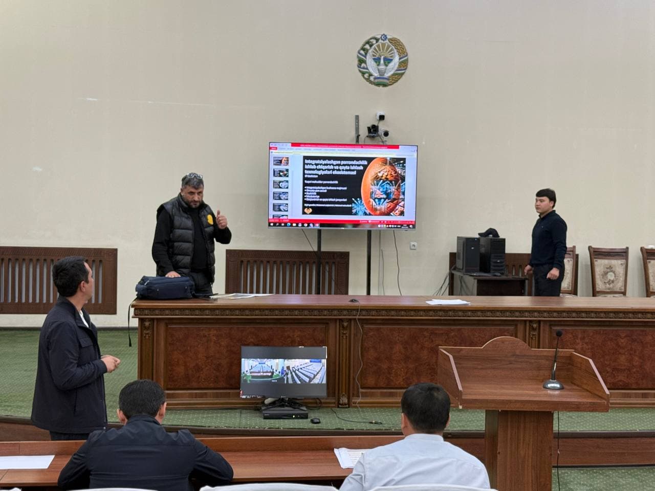 Ulug‘nor tumani hokimi M.Axmadjonovning Turkiyalik investorlar bilan uchrashuvi bo‘lib o‘tdi.
