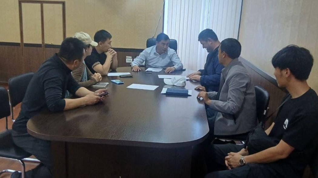 Ulug‘nor tumani hokimi M.Axmadjonov Xitoy davlatidan kelgan investorlar bilan uchrashdi.