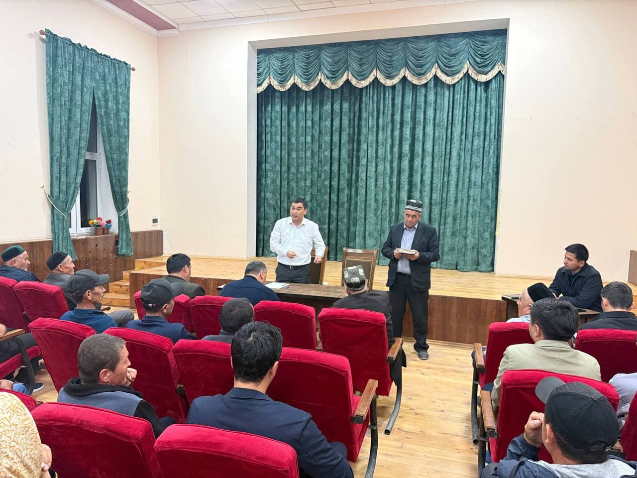 "Yoshlik mahallasida sayyor qabul: aholi muammolari va takliflar muhokama qilindi"