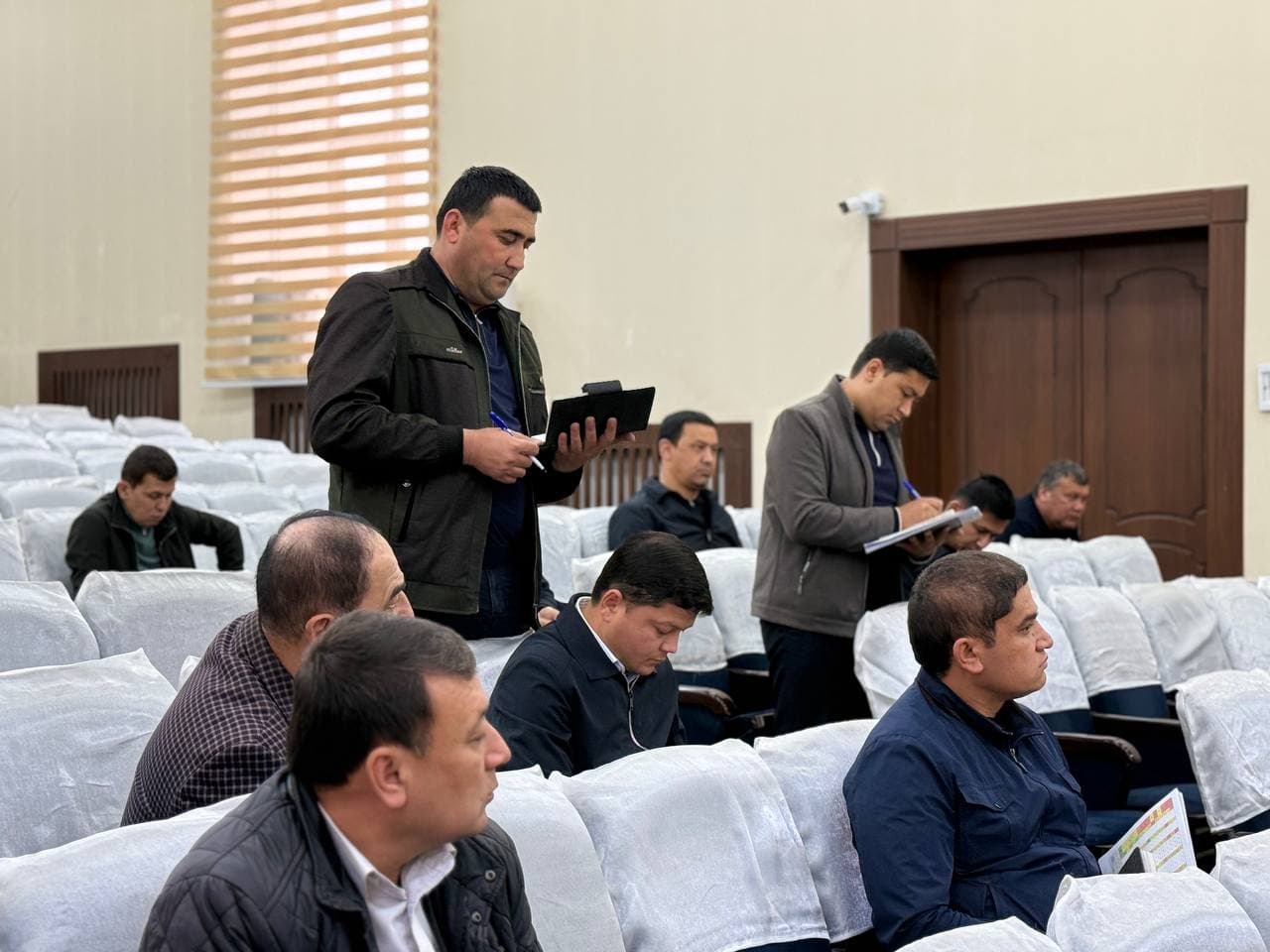 Og‘ir mahallalarda rivojlanish va bandlikni oshirishga qaratilgan muhim yig‘ilish o‘tkazildi