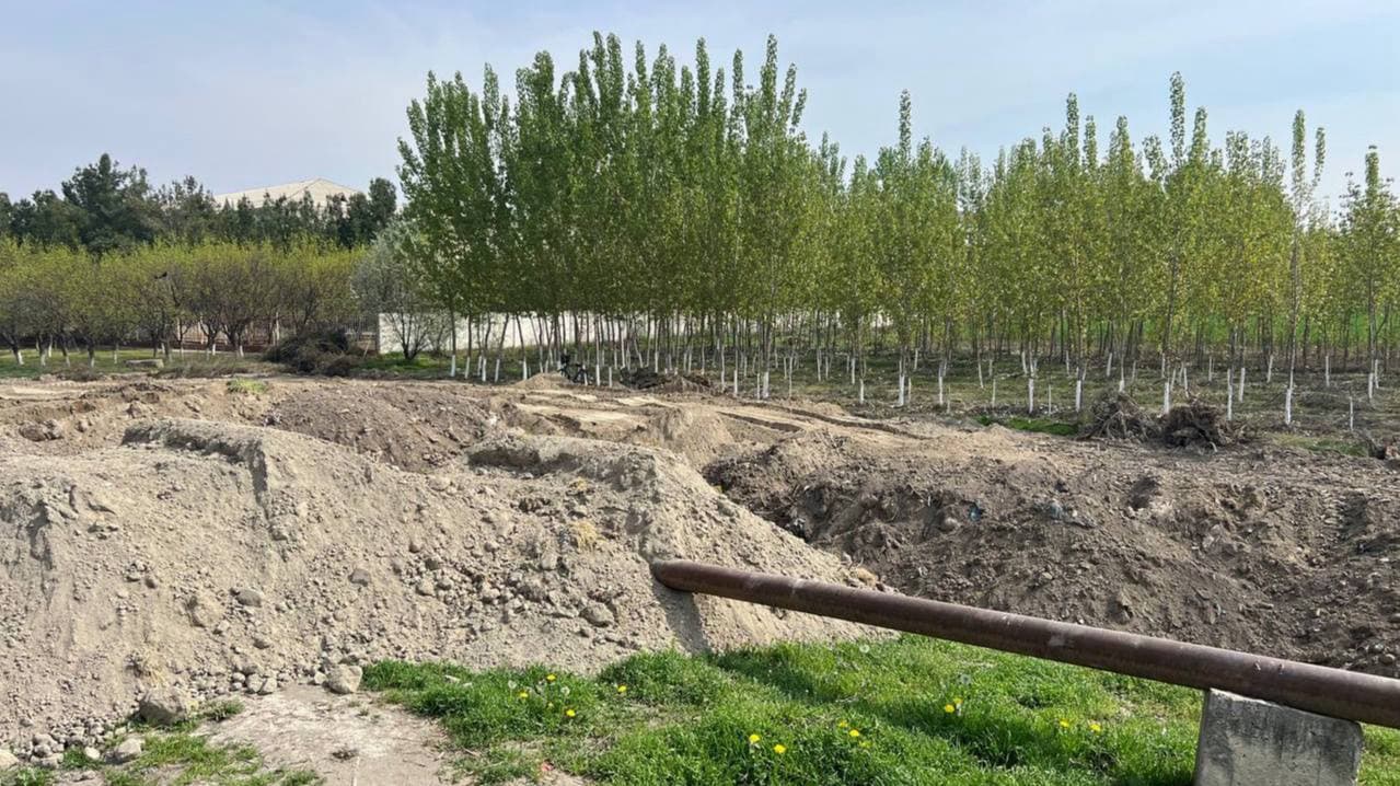 Ulug’nor tumani “Oq tom” mahallasida yangi savdo va xizmat ko‘rsatish markazlari barpo etiladi!