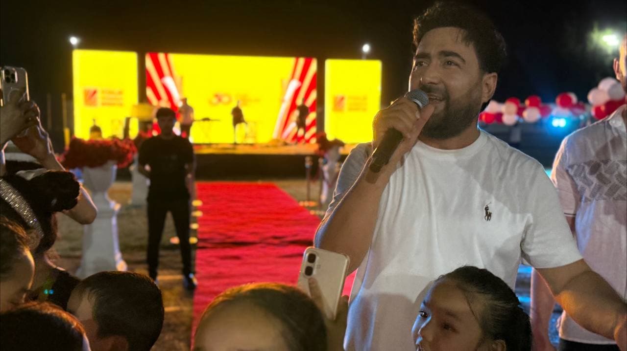 Youth Day Gala Concert Held in a Festive Atmosphere