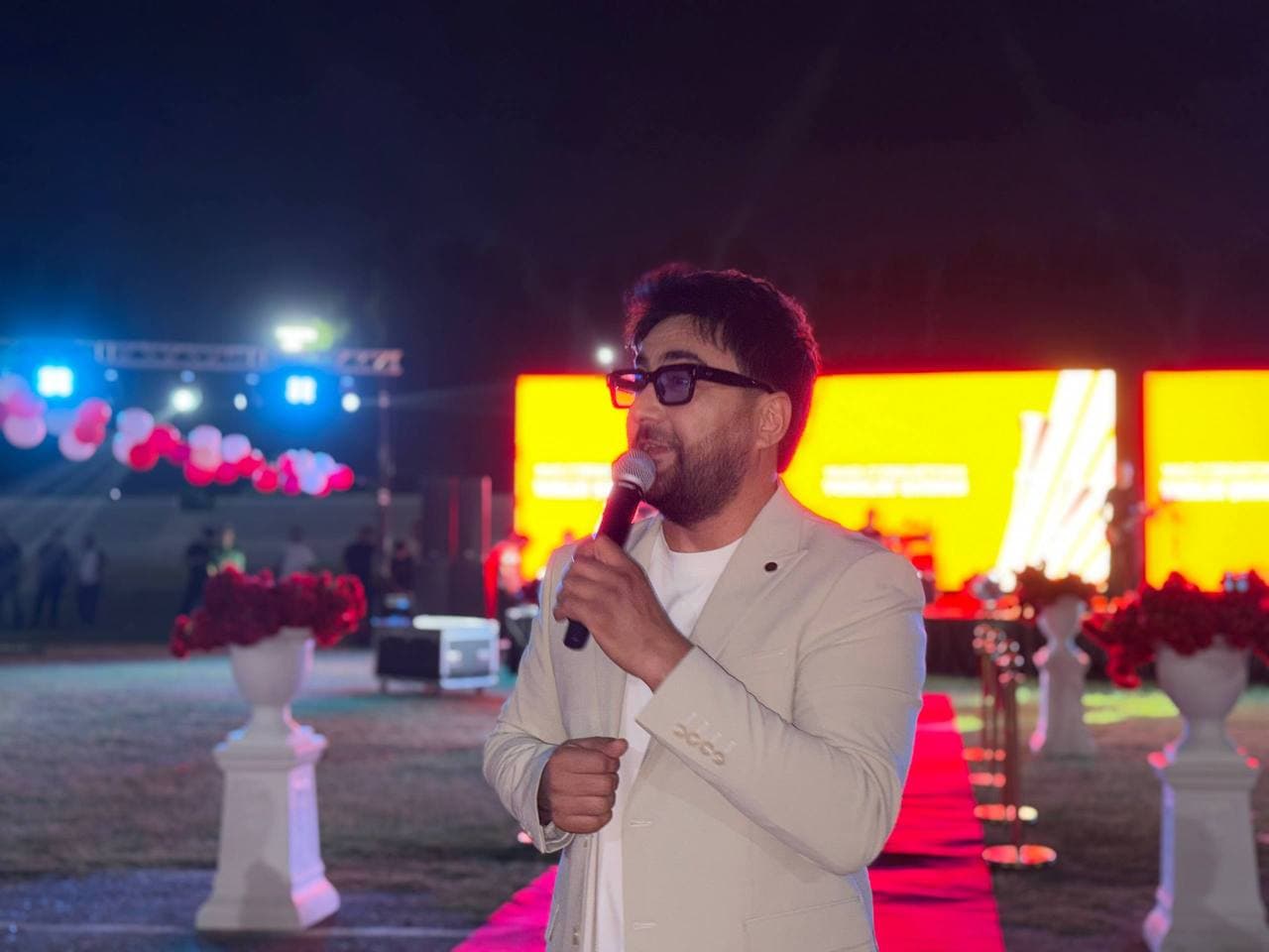 Youth Day Gala Concert Held in a Festive Atmosphere