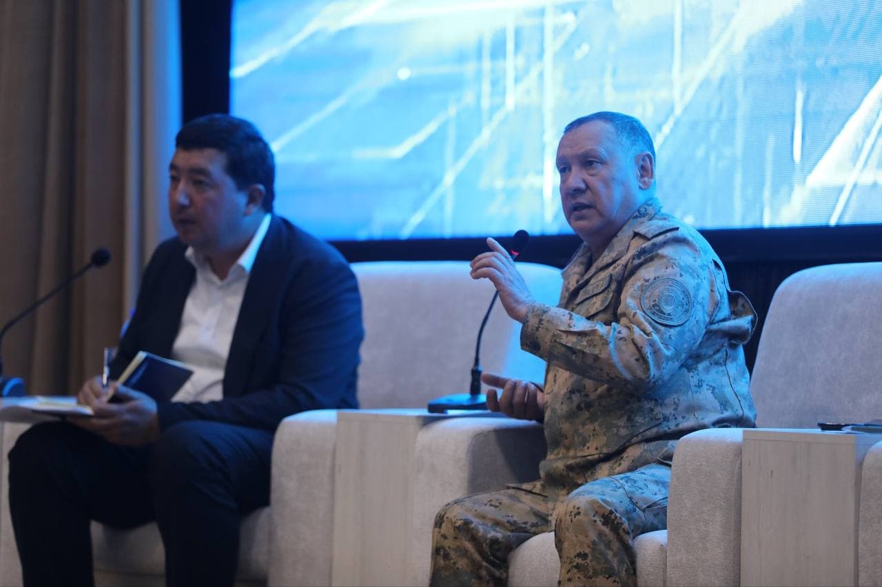 Bekobod shahrida “Rahbar va yoshlar” uchrashuvi bo‘lib o‘tdi
