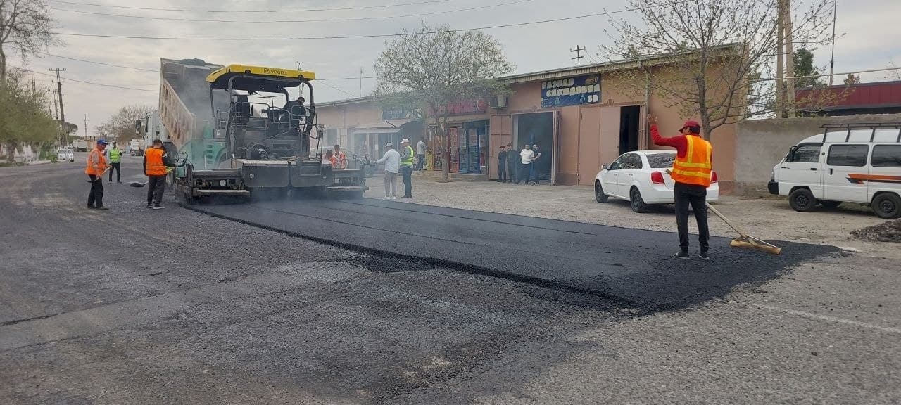Bekobod shahrida yo‘llar infratuzilmasi yaxshilanmoqda