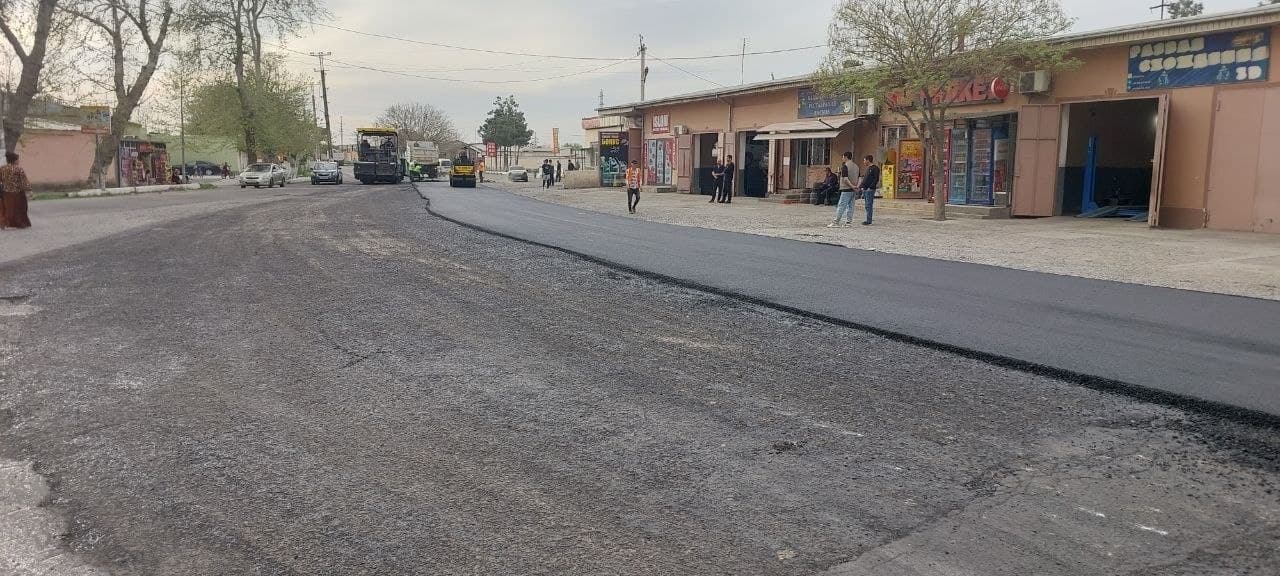 Bekobod shahrida yo‘llar infratuzilmasi yaxshilanmoqda