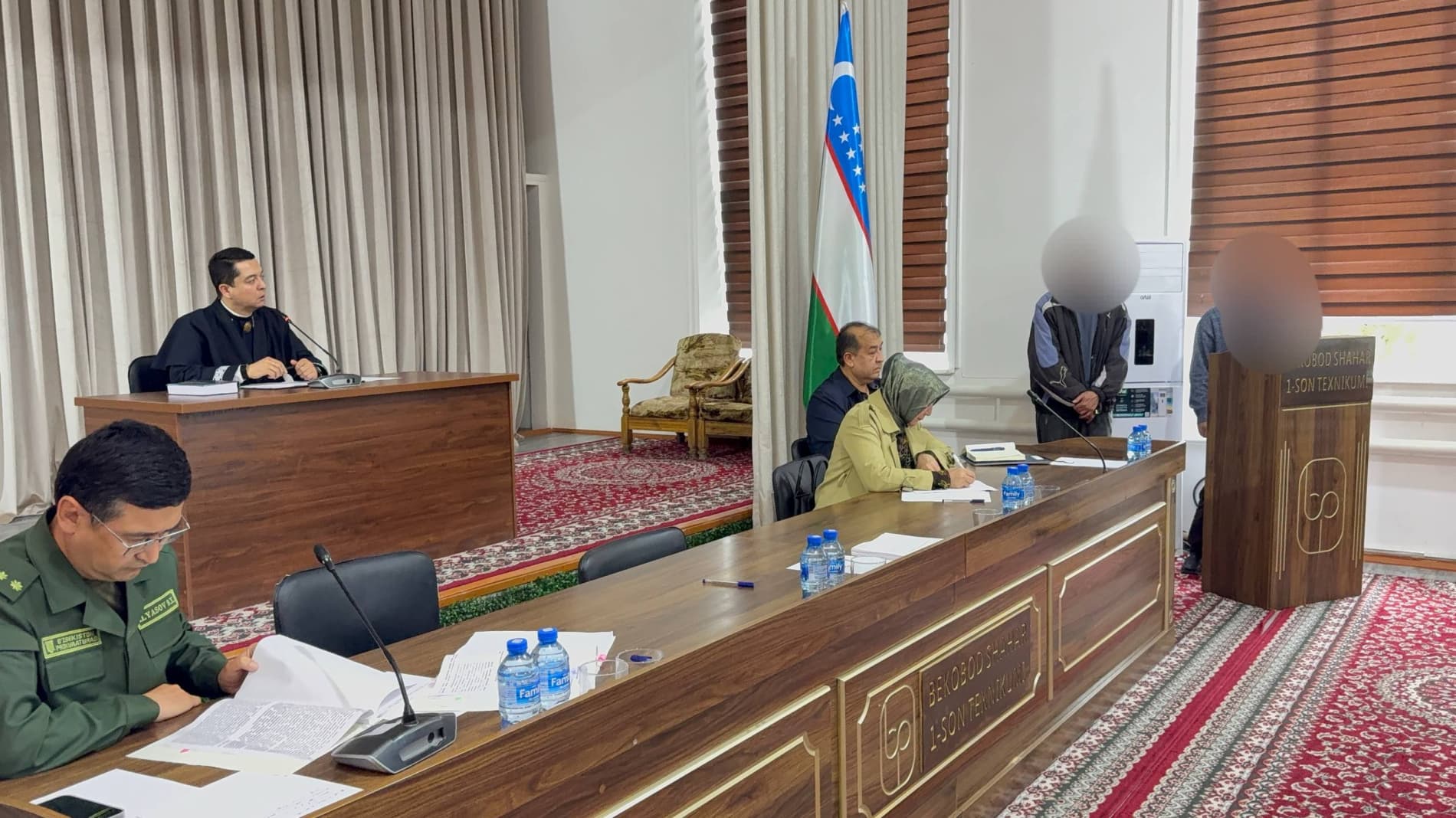 Bekobod shahrida sayyor sud majlisi o‘tkazildi