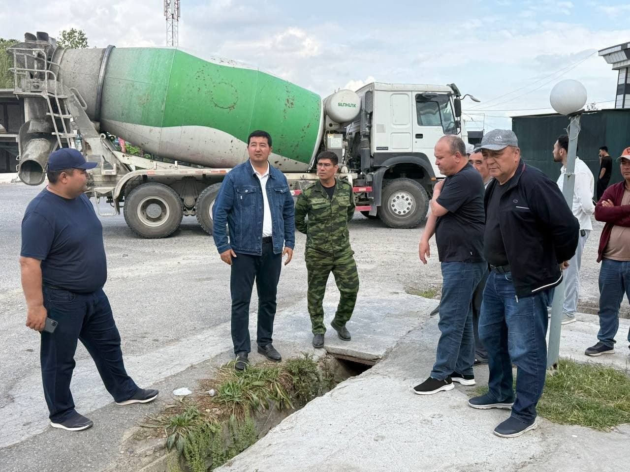 Bekobod shahrida navbatdagi bunyodkorlik ishlari jadallik bilan davom etmoqda