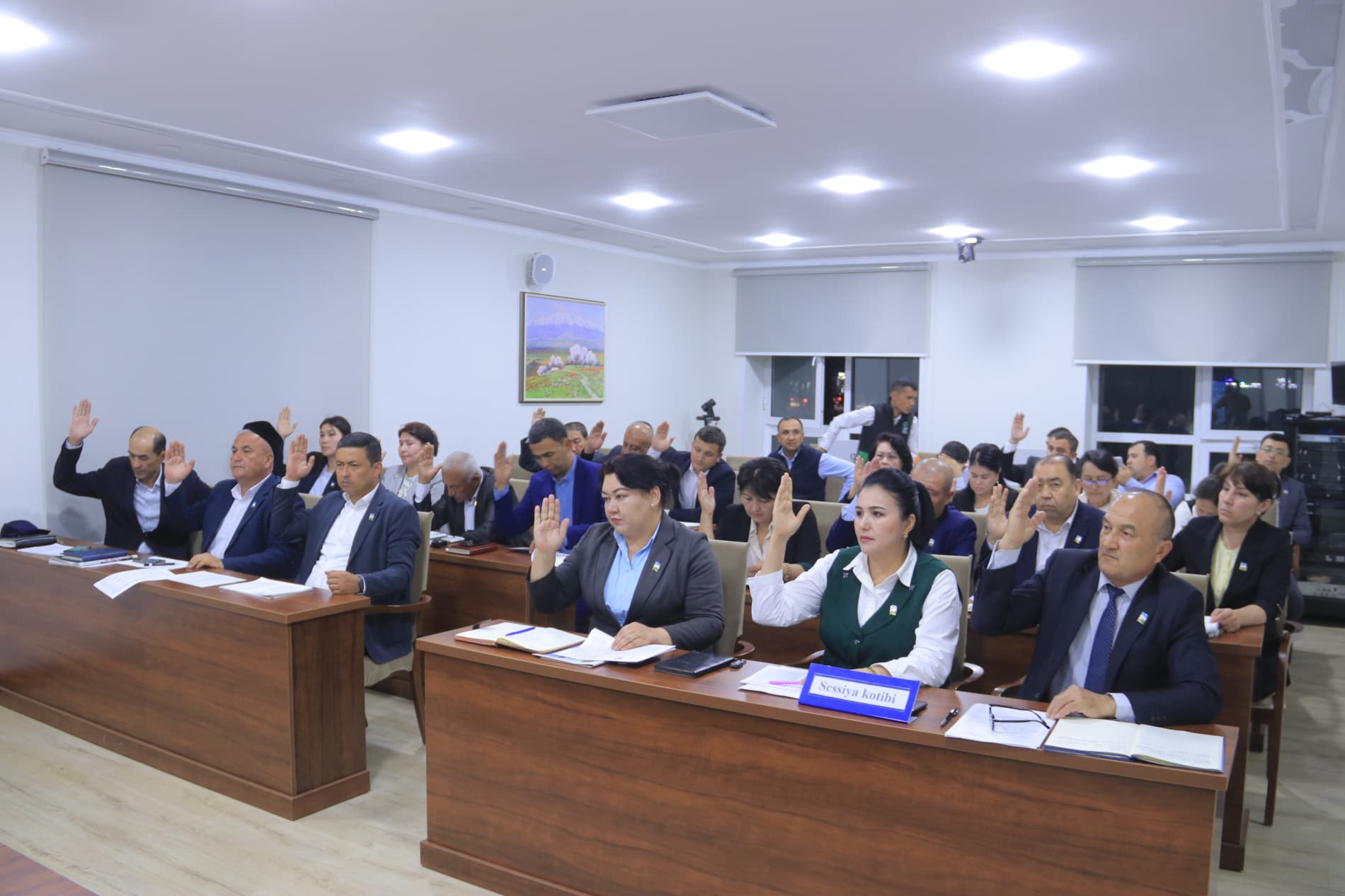 Xalq deputatlari Bekobod tumani Kengashining VII-chaqiriq 25-sessiyasi bo‘lib o‘tdi