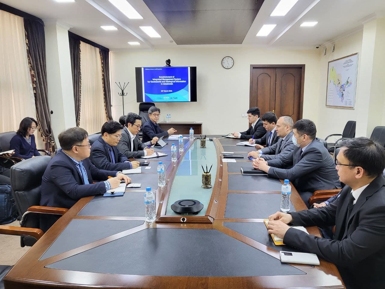 A meeting with representatives of KOICA, KIGAM and KOMIR corporations was held