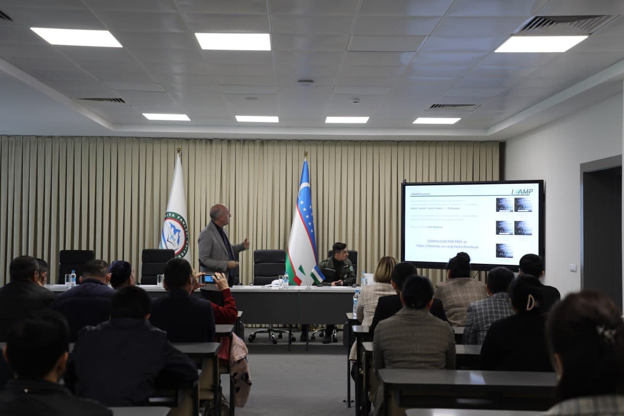 The University of Geological Sciences hosted a meeting with a crystallographic scientist